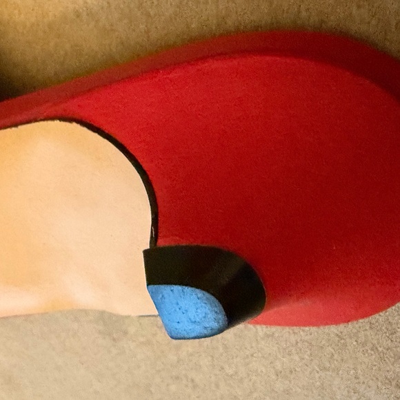 Maeve Red Mules with Silver Heart Accent - Picture 4 of 7